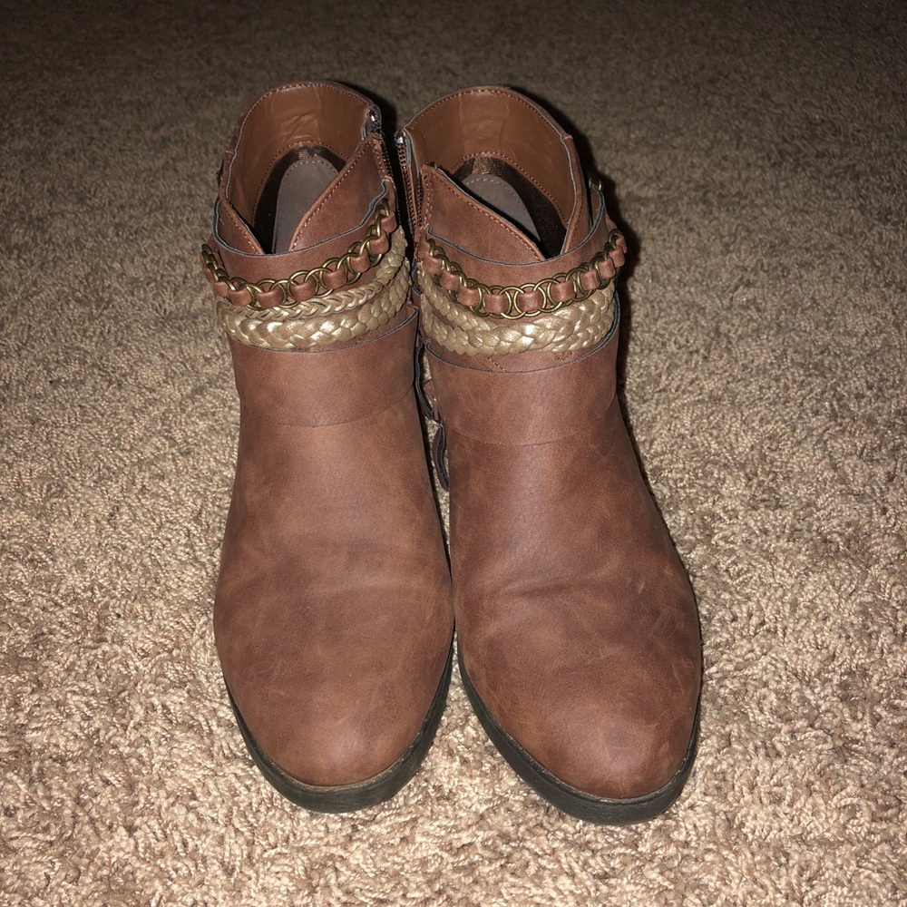 Booties - Picture 3 of 4